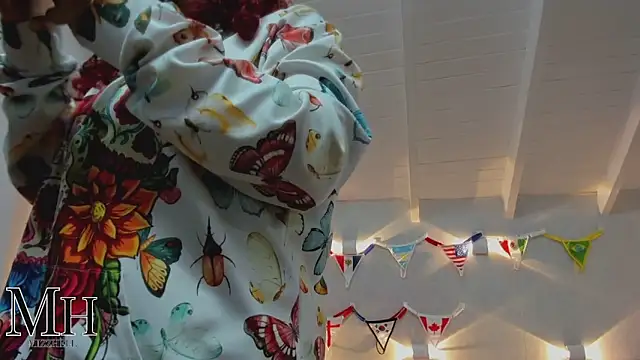 MizzHell online show from June 15, 3:42 am