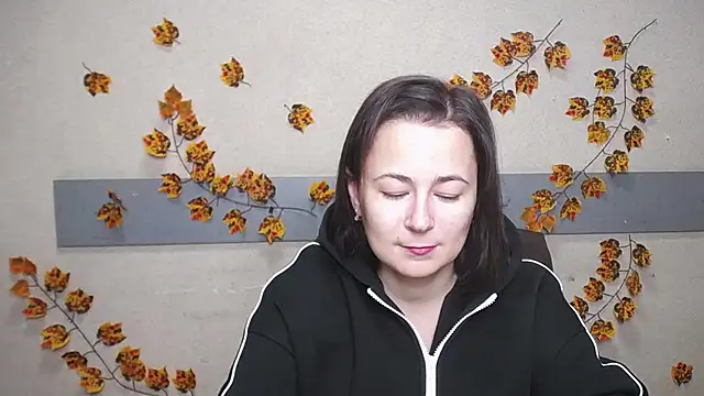 MarieSho online show from December 10, 6:06 pm