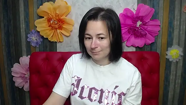 Snapshot of MarieSho chatting on April 5, 4:59 pm MarieSho online show from April 5, 4:59 pm