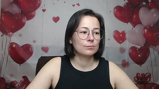 Snapshot of MarieSho chatting on May 7, 6:13 pm MarieSho online show from May 7, 6:13 pm