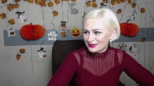 OliviaHorst online show from November 15, 6:15 pm