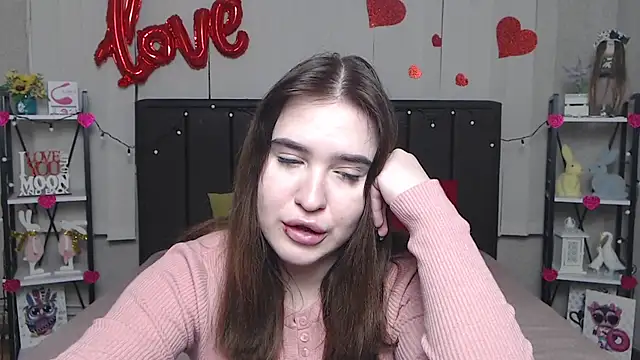 LauraHlot online show from March 4, 12:50 am