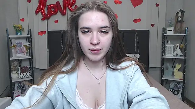 LauraHlot online show from February 28, 6:42 pm