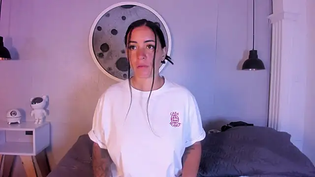 Snapshot of Sofia__rivera chatting on February 13, 5:42 pm Sofia rivera online show from February 13, 5:42 pm