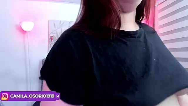 Snapshot of Camiila_Osorio chatting on February 13, 3:29 am Camiila Osorio online show from February 13, 3:29 am
