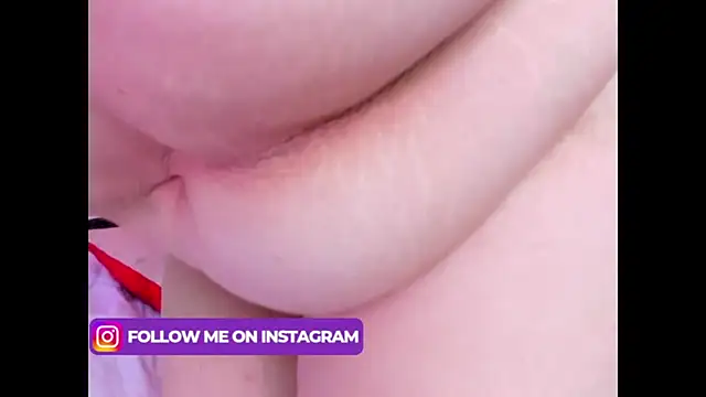 Snapshot of Camiila_Osorio chatting on March 7, 10:02 am Camiila Osorio online show from March 7, 10:02 am