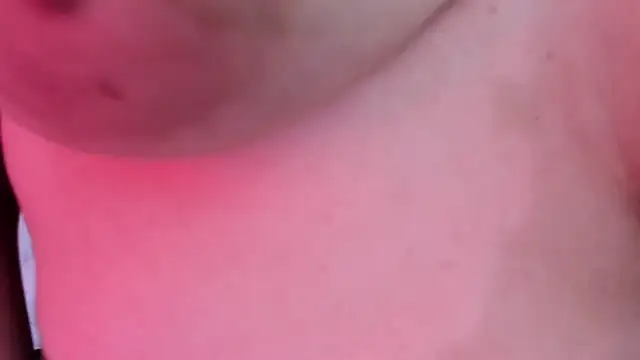 Snapshot of Camiila_Osorio chatting on March 19, 6:57 am Camiila Osorio online show from March 19, 6:57 am