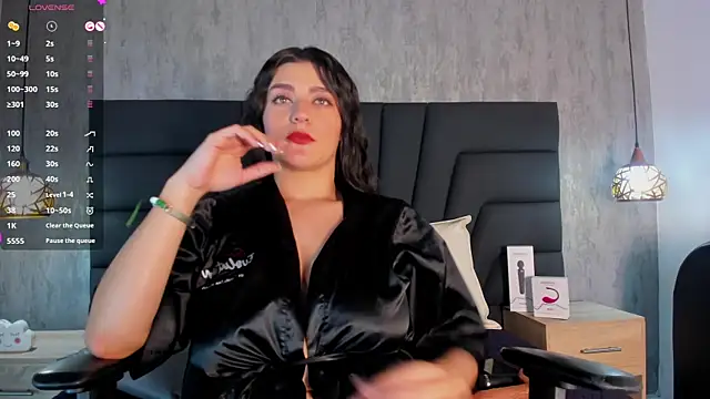 SARA STONE17 online show from February 5, 2:48 pm