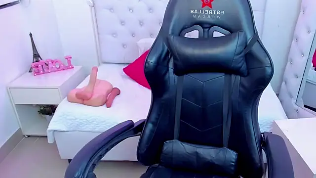 silvana  miller online show from January 11, 10:07 pm