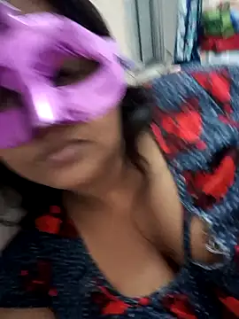 Snapshot of Ayesha-Baby chatting on December 18, 11:13 am Ayesha-Baby online show from December 18, 11:13 am