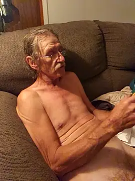 coolbrease10 online show from October 14, 3:29 am