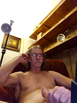 coolbrease10 online show from November 12, 5:19 am