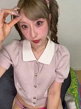 alice  1111 online show from June 11, 12:25 pm