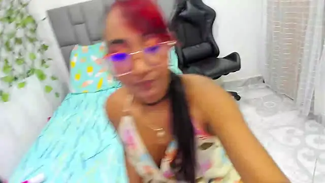 MurphyAngelina online show from March 2, 4:07 am