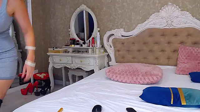 NataliaRed online show from August 3, 9:04 am