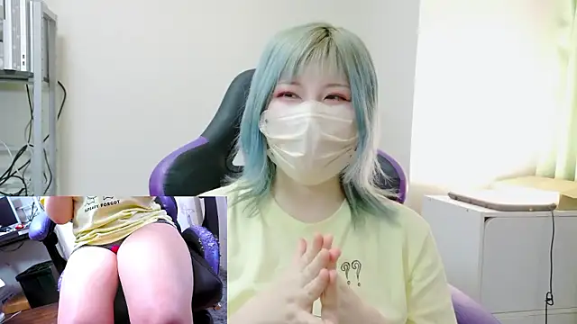 Snapshot of hazuki_8008 chatting on March 27, 3:56 am hazuki 8008 online show from March 27, 3:56 am