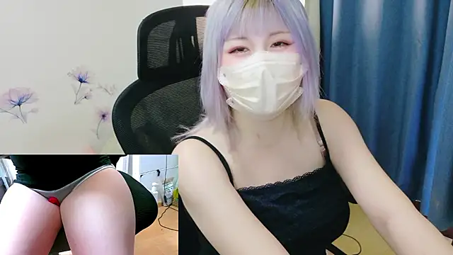 Snapshot of hazuki_8008 chatting on April 8, 2:22 am hazuki 8008 online show from April 8, 2:22 am