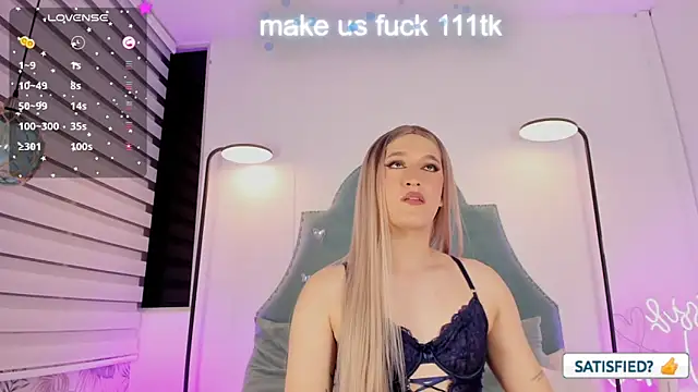 Snapshot of JESSI_NAOMI chatting on March 7, 12:07 am JESSI NAOMI online show from March 7, 12:07 am