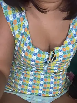 Snapshot of Shadow_Girl007 chatting on February 17, 4:13 pm Shadow Girl007 online show from February 17, 4:13 pm