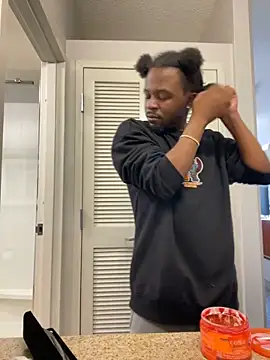 MobyDxck online show from December 2, 7:05 pm