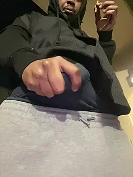 MobyDxck online show from December 21, 9:23 am