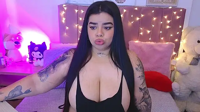 MiahJoness online show from March 16, 10:36 pm