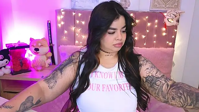 MiahJoness online show from June 24, 10:42 pm