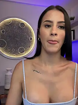 Snapshot of SarahhSmitth1 chatting on February 16, 12:30 am SarahhSmitth1 online show from February 16, 12:30 am