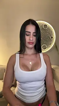 Snapshot of SarahhSmitth1 chatting on April 10, 1:33 am SarahhSmitth1 online show from April 10, 1:33 am
