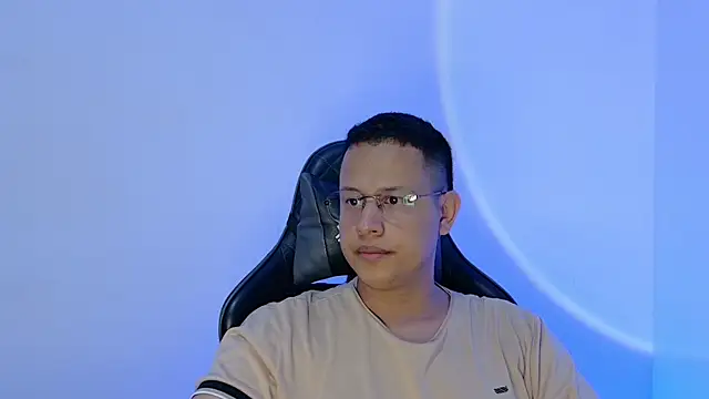 LiamVidal online show from July 7, 11:42 pm
