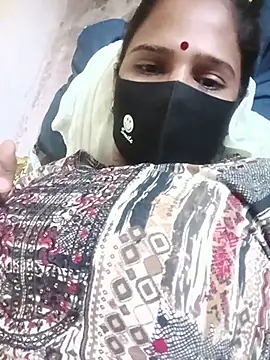 Snapshot of Cutkajal chatting on July 18, 1:37 pm Cutkajal online show from July 18, 1:37 pm
