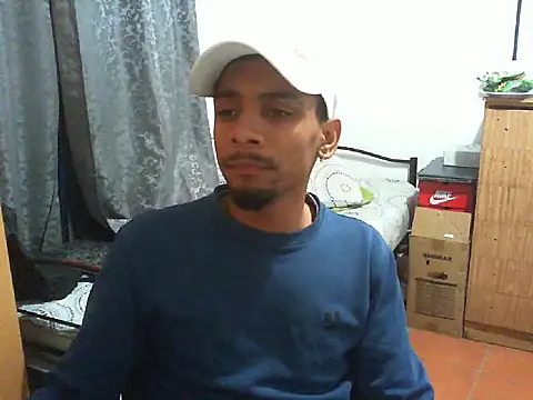 29YOURZ 28  online show from September 25, 5:27 pm