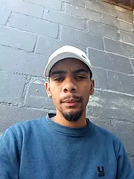 29YOURZ 28  online show from September 26, 12:42 pm