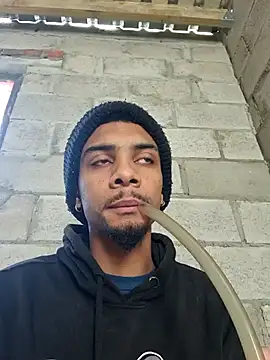 29YOURZ 28  online show from October 3, 7:38 am