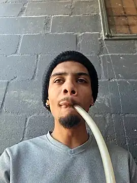 29YOURZ 28  online show from October 21, 10:27 am