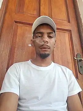 29YOURZ 28  online show from November 7, 10:04 am