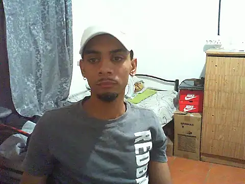 29YOURZ 28  online show from November 21, 7:23 pm