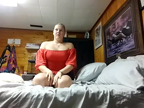 Snapshot of Ryan_and_Aurora chatting on December 5, 2:31 am Ryan and Aurora online show from December 5, 2:31 am