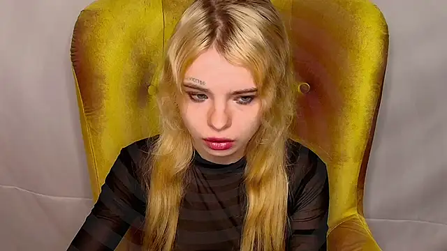 MisssLola online show from October 26, 2:01 pm