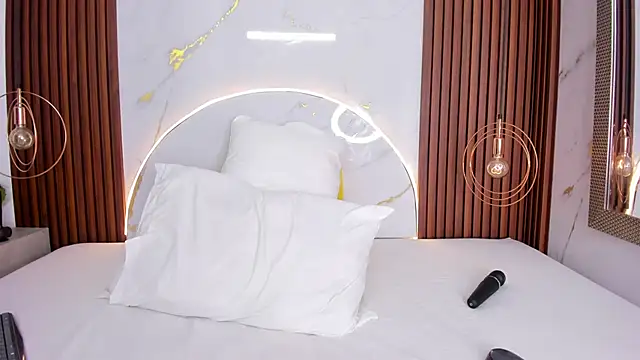 Snapshot of miamiller69 chatting on September 21, 4:14 am miamiller69 online show from September 21, 4:14 am