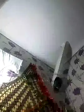 SweetLeila40 online show from December 25, 4:33 am