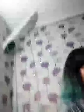 SweetLeila40 online show from February 13, 9:17 pm