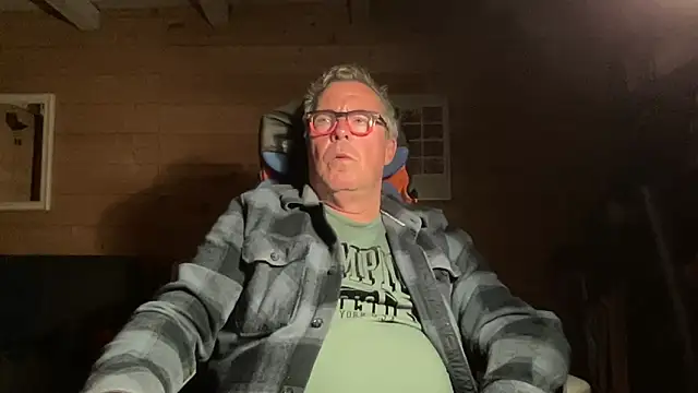 lelohop online show from March 22, 5:00 am