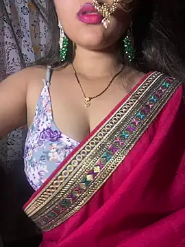 Snapshot of pikaindian chatting on February 20, 6:52 pm pikaindian online show from February 20, 6:52 pm