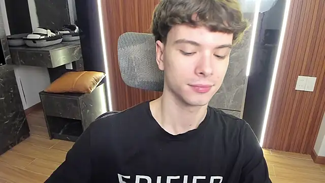 calvin love you online show from June 27, 5:40 pm