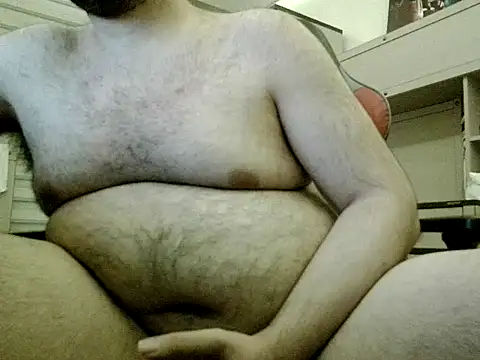 Snapshot of 31cektirenbatuu chatting on December 3, 9:57 pm 31cektirenbatuu online show from December 3, 9:57 pm