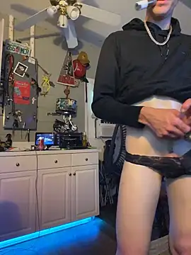 Snapshot of Naughty_Excitement chatting on April 9, 8:14 pm Naughty Excitement online show from April 9, 8:14 pm