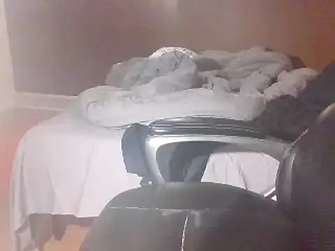 Snapshot of smdog1 chatting on January 5, 4:25 am smdog1 online show from January 5, 4:25 am