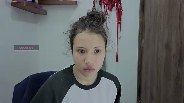 avans 15 online show from December 14, 1:22 am