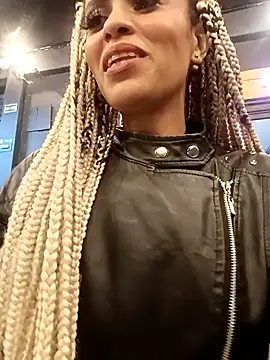 BlairSamy online show from December 28, 3:37 am